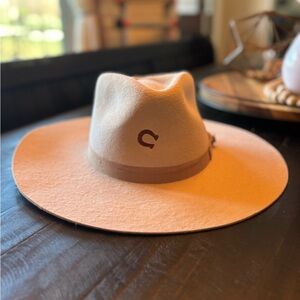 Charlie 1 Horse wool hat brand new with tags size medium